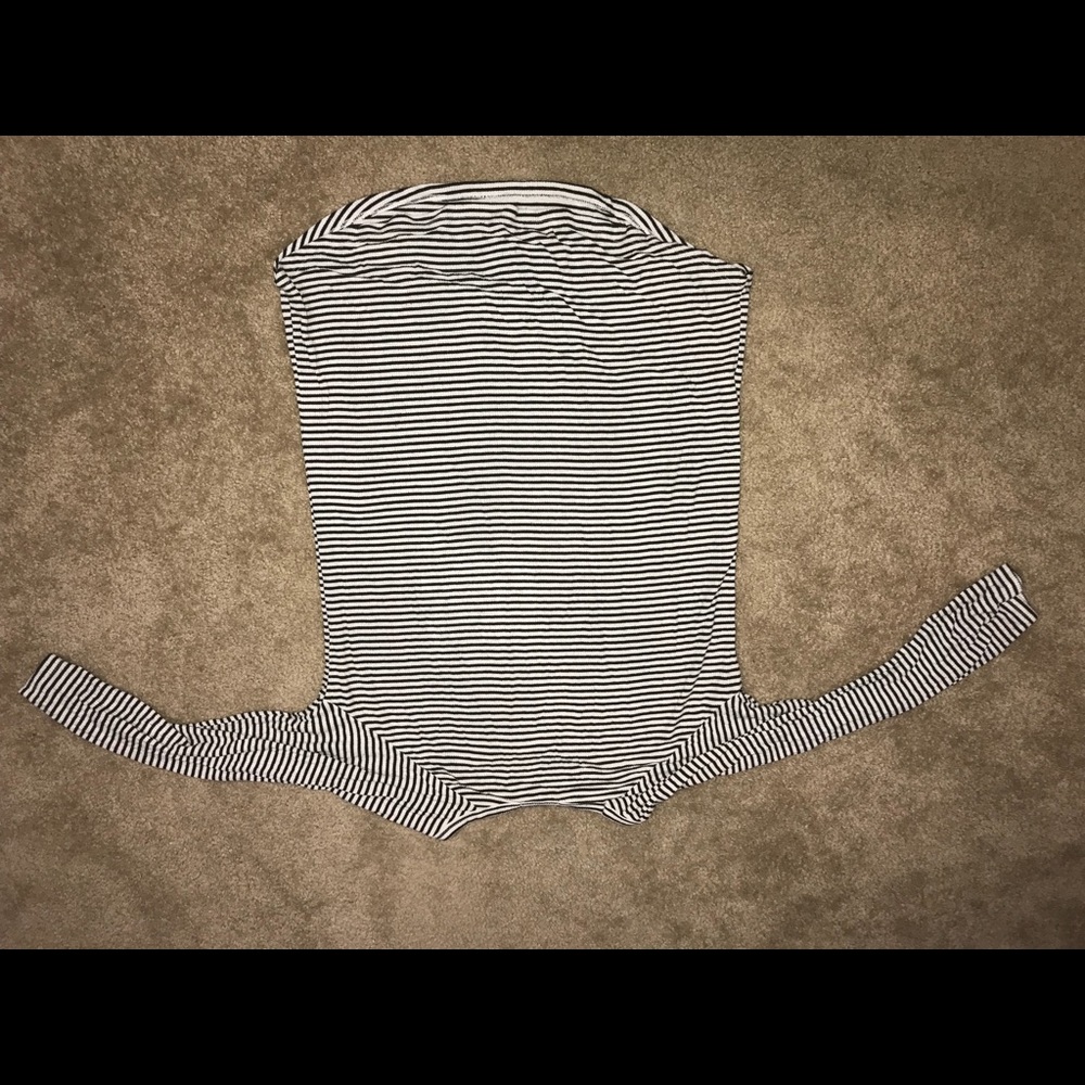 American Eagle Stripped Black and White Blouse